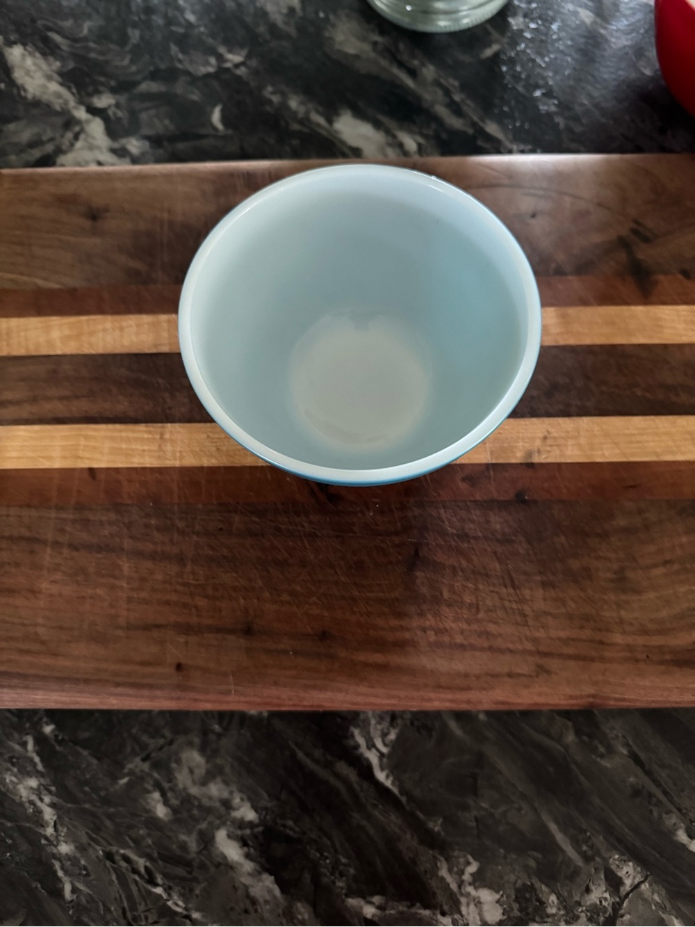 Pyrex turquoise blue mixing bowl - Picture 3 of 5